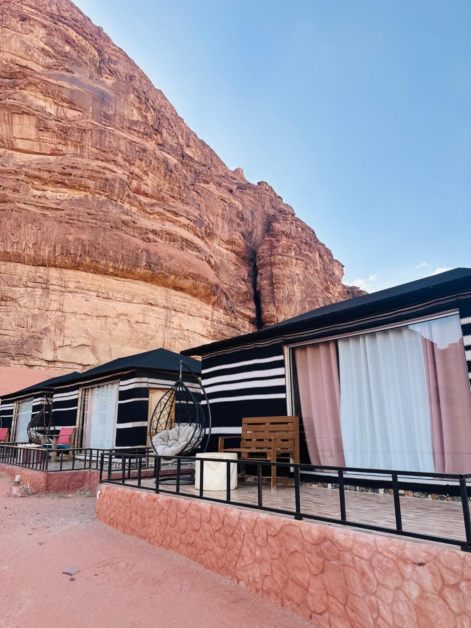 Rum Solaris Bubbles Camp Wadi Rum Extérieur photo